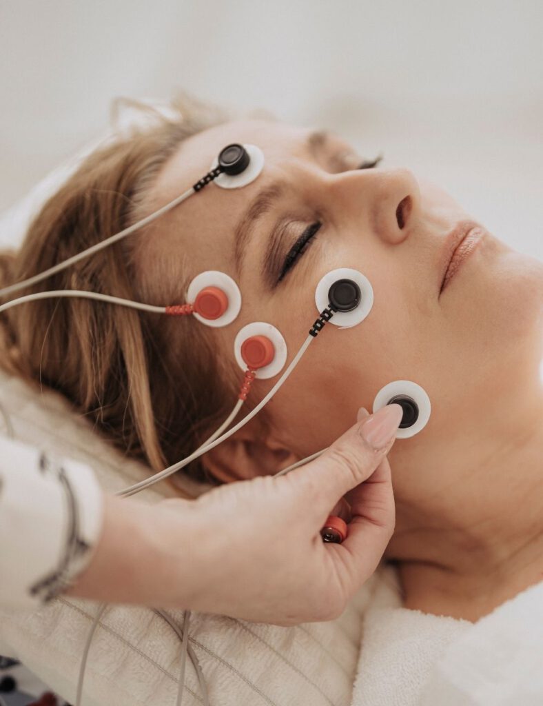 Liposana 3+ Gesichtsbehandlung im Vitalraum Lörrach – innovative Anti-Aging-Therapie mit Impulstechnologie